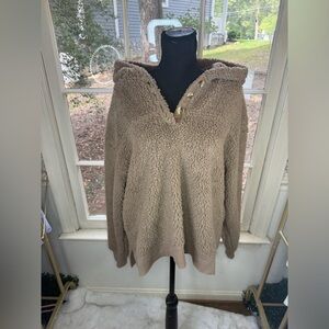 Sonoma Soft and Tan Hooded Sweater Size Large Fluffy